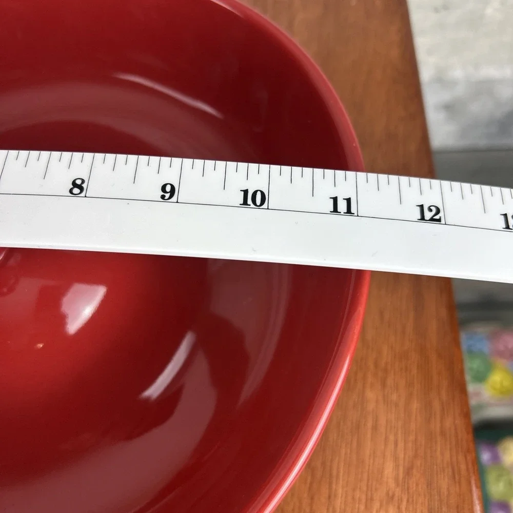 Temp-tations 11 inch Bowl w Raised Doodle Doo Red Center by Tara@